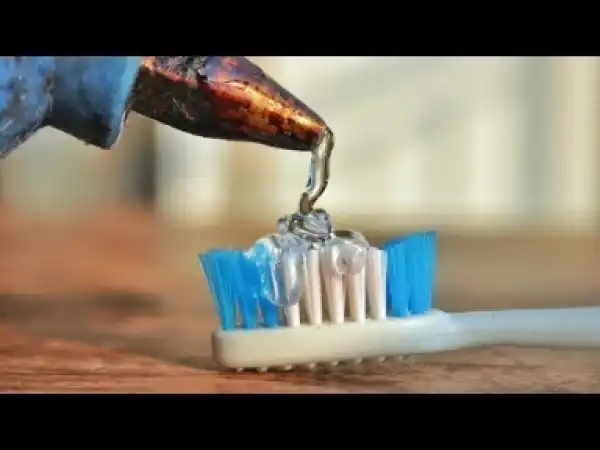 Video: 5 Awesome Glue Gun Life Hacks!